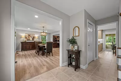 1483 Allen Lane, Saint Charles, IL 60174 - Photo 4