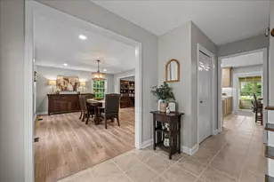 1483 Allen Ln, Saint Charles, IL 60174 - Photo 4