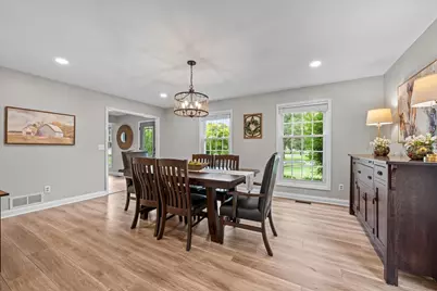 1483 Allen Lane, Saint Charles, IL 60174 - Photo 6