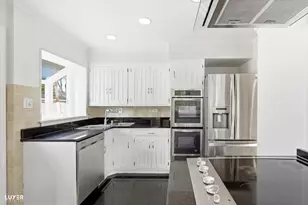 2 Washington St, Glenview, IL 60025 - Photo 10