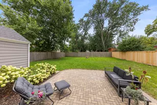 383 Elm St, Glen Ellyn, IL 60137 - Photo 22