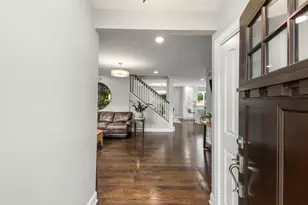 383 Elm St, Glen Ellyn, IL 60137 - Photo 2