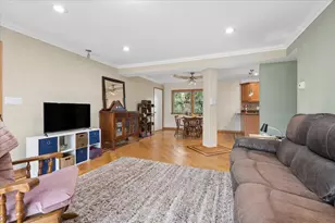 4200 N Keystone Ave, Chicago, IL 60641 - Photo 6