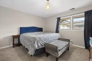 4200 N Keystone Ave, Chicago, IL 60641 - Photo 14