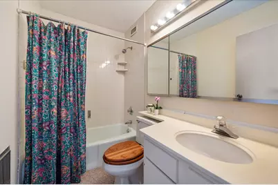 3150 N Sheridan Road #27B, Chicago, IL 60657 - Photo 16