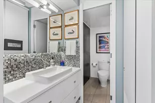 1300 N Astor St, Chicago, IL 60610 - Photo 22