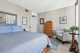 1300 N Astor St, Chicago, IL 60610 - Photo 18