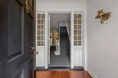 133 S River Lane, Geneva, IL 60134 - Photo 6