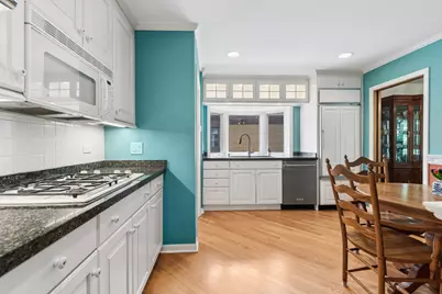 1619 Seward Street, Evanston, IL 60202 - Photo 8