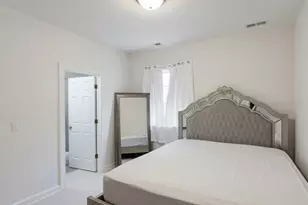 3348 W Wilson Ave, Chicago, IL 60625 - Photo 8