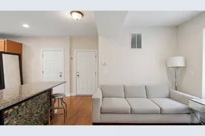 3348 W Wilson Avenue #1N, Chicago, IL 60625 - Photo 6