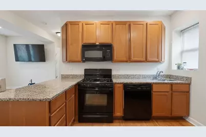 3348 W Wilson Avenue #1N, Chicago, IL 60625 - Photo 2