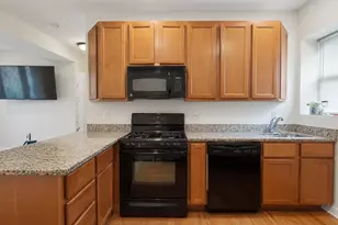 3348 W Wilson Ave, Chicago, IL 60625 - Photo 2