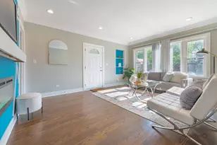 9350 S Manistee Ave, Chicago, IL 60617 - Photo 4