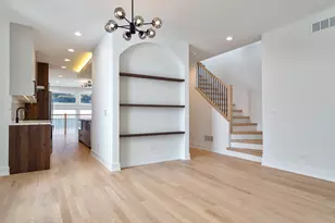 5355 N Melvina Ave, Chicago, IL 60630 - Photo 14