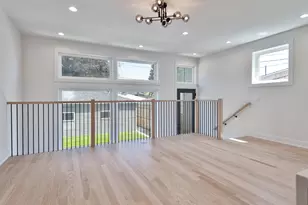 5355 N Melvina Ave, Chicago, IL 60630 - Photo 8