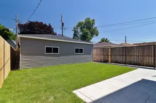 5355 N Melvina Ave, Chicago, IL 60630 - Photo 32