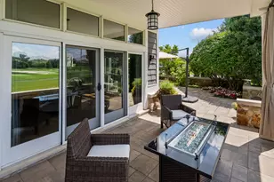 100 Clubhouse Dr, North Barrington, IL 60010 - Photo 10
