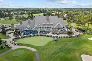 100 Clubhouse Dr, North Barrington, IL 60010 - Photo 18