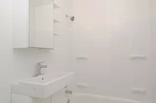 3243 N Western Ave, Chicago, IL 60618 - Photo 8