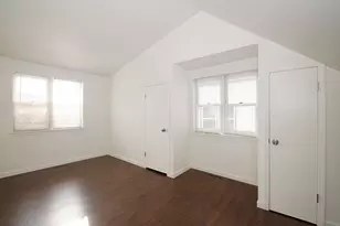 3243 N Western Ave, Chicago, IL 60618 - Photo 6