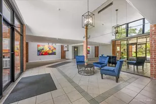 1605 E Central Rd, Arlington Heights, IL 60005 - Photo 2