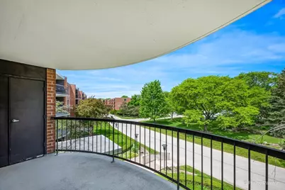 1605 E Central Road #301A, Arlington Heights, IL 60005 - Photo 22