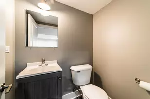 5625 N Menard Ave, Chicago, IL 60646 - Photo 26