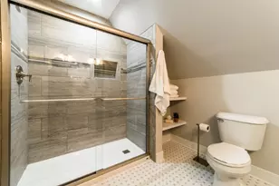 5625 N Menard Ave, Chicago, IL 60646 - Photo 18