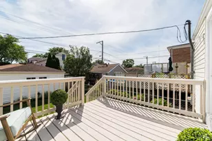 5625 N Menard Ave, Chicago, IL 60646 - Photo 28