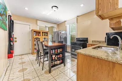 2133 S Trumbull Avenue, Chicago, IL 60623 - Photo 10