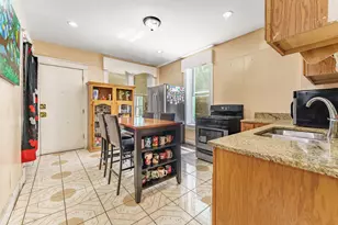 2133 S Trumbull Ave, Chicago, IL 60623 - Photo 10