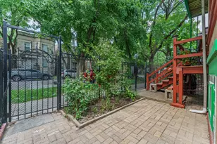2133 S Trumbull Ave, Chicago, IL 60623 - Photo 4