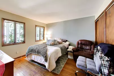 1005 Fern Avenue, Saint Charles, IL 60174 - Photo 8