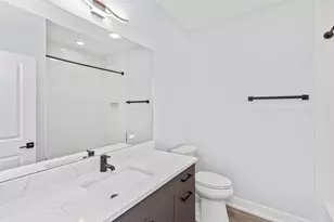 6453 S Ingleside Ave, Chicago, IL 60637 - Photo 12