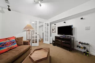 2583 W Montrose Ave, Chicago, IL 60618 - Photo 18