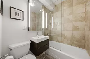 2583 W Montrose Ave, Chicago, IL 60618 - Photo 14