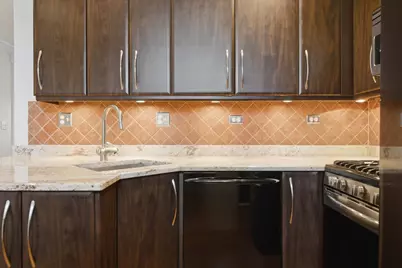 2583 W Montrose Avenue #1, Chicago, IL 60618 - Photo 12
