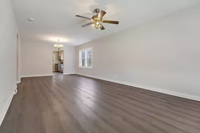 9515 S Woodlawn Avenue, Chicago, IL 60628 - Photo 6