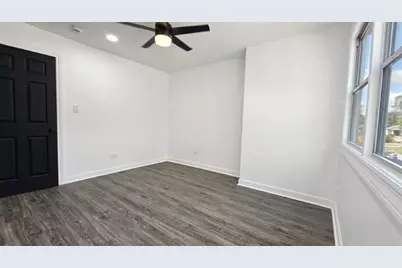 21764 Carol Avenue, Sauk Village, IL 60411 - Photo 6
