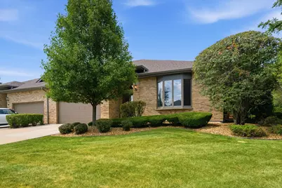 20700 Hunt Club Drive, Frankfort, IL 60423 - Photo 2