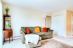 1212 Whispering Hills Ct, Naperville, IL 60540 - Photo 6