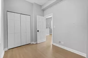 948 N Washtenaw Ave, Chicago, IL 60622 - Photo 16