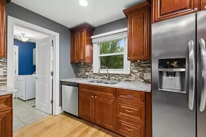 1808 W Pheasant Trail, Mount Prospect, IL 60056 - Photo 12