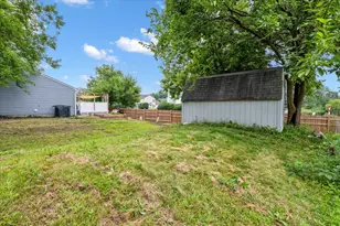 2615 Wheatfield Ct, Aurora, IL 60502 - Photo 32