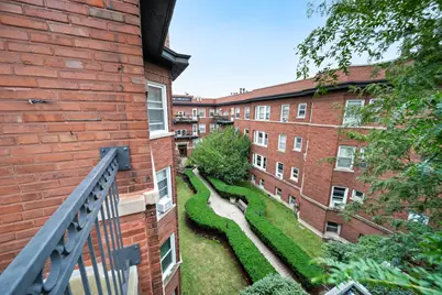 841 W Belle Plaine Avenue #3, Chicago, IL 60613 - Photo 8