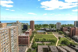 841 W Belle Plaine Ave, Chicago, IL 60613 - Photo 4