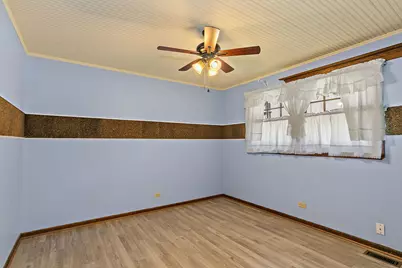 2 Summit Avenue, East Dundee, IL 60118 - Photo 18