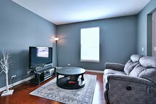 1128 Kingsmill Dr, Algonquin, IL 60102 - Photo 8