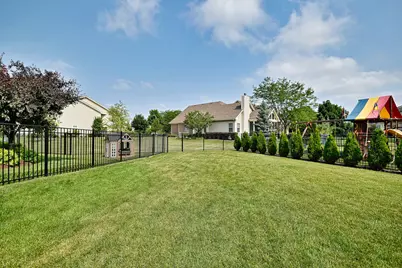 1128 Kingsmill Drive, Algonquin, IL 60102 - Photo 46